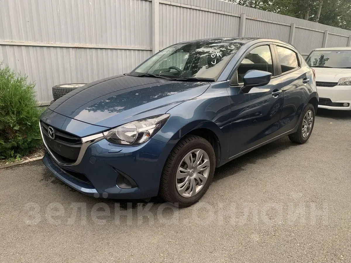 Продажа Mazda Demio, 2019 год, Владивосток